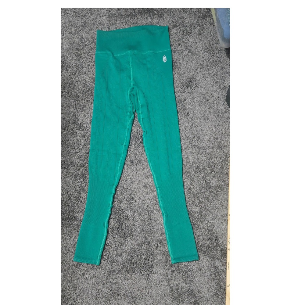 FP Movement Good Karma Leggings Womens XS/S Green Glow Kelly Textured Seamless
